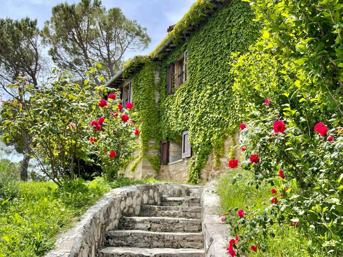 La Panoramica Gubbio: Charming Self-Catering Retreat Villa Exterior photo